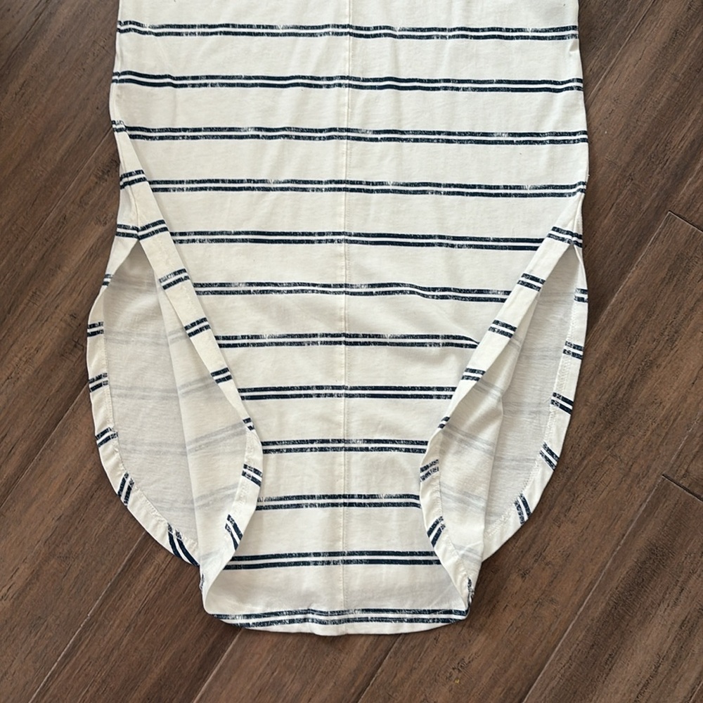 Casual Striped Sleeveless maxi Dress.  Thread & Supply.  Size XS.  New with tags - Picture 5 of 7